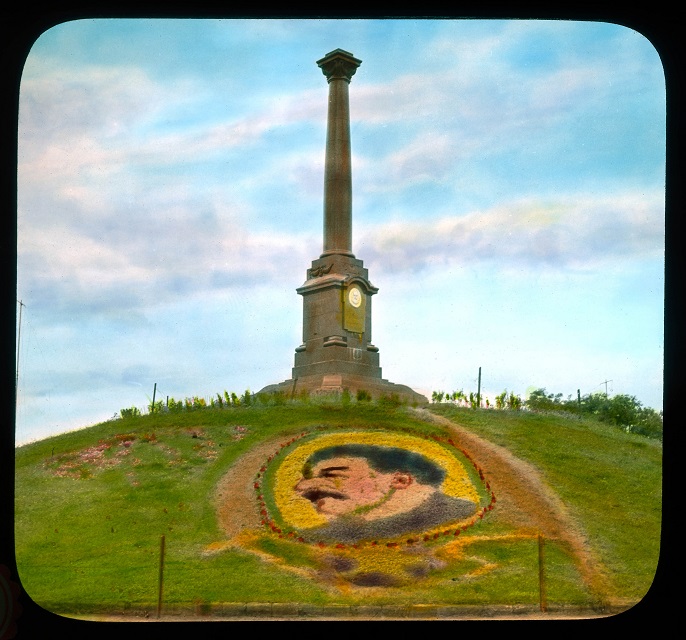 2.17 Одесса. Портрет Сталина из цветов