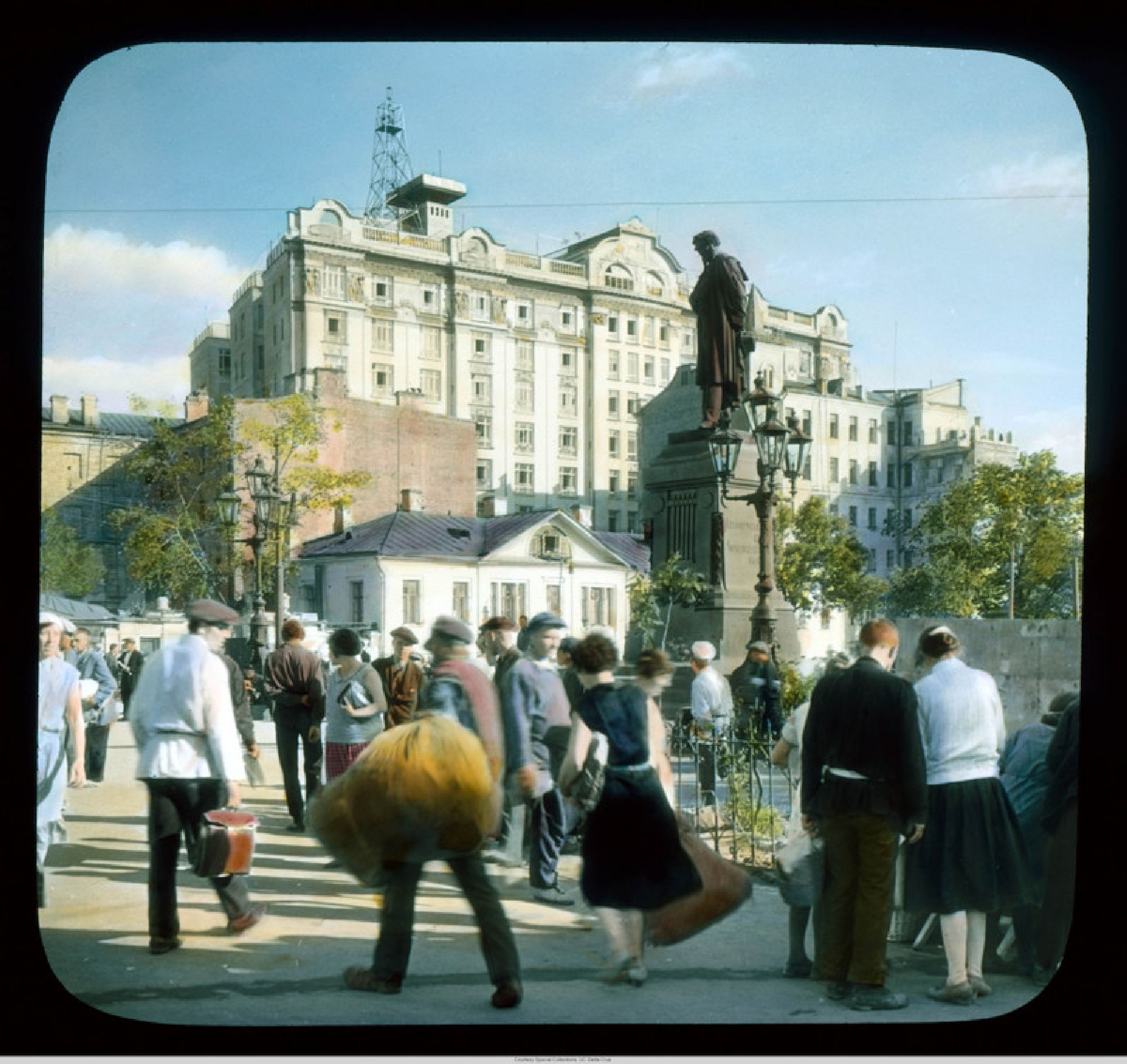 30 в москве. Москва 1931. Советская Москва 1931. Москва в 30-е годы. Дому Нирнзее на Тверском бульваре.