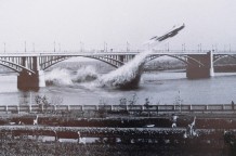 3.10.1 Истребитель МиГ 17 под мостом в Новосибирске